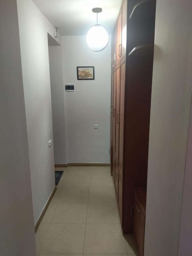 Abovyan 36 Apt & Tour Erivan Dış mekan fotoğraf